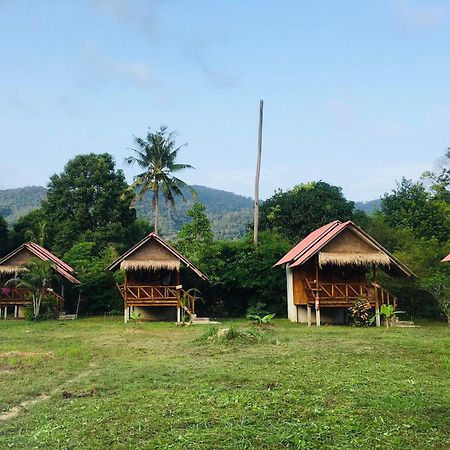 Seree Bungalows & Chill Bar Koh Chang Exterior photo